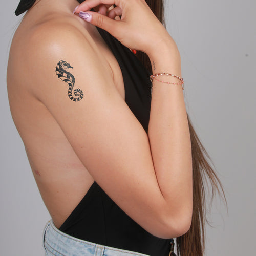 Tatuagem de cavalo marinho