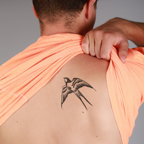 Tatuagem de andorinha