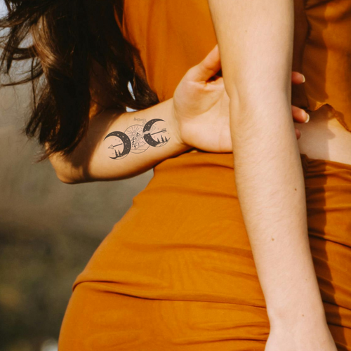 Tatuagem de acampamento