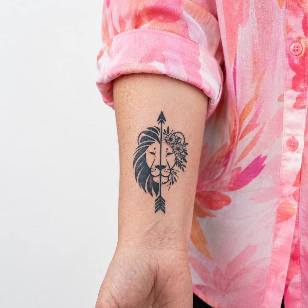Tatouage lion lionne avec fleur