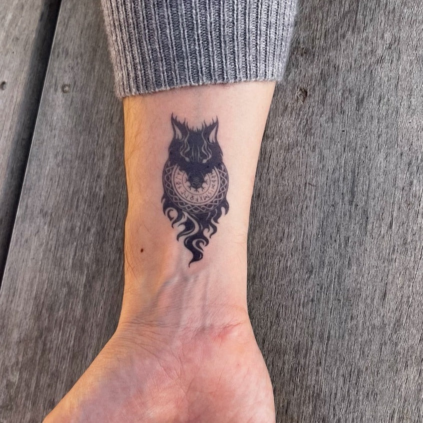 Tatuagem de lobo viking