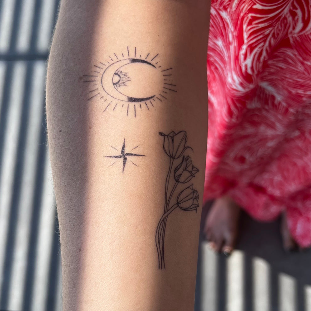 Tatuagem de sol e lua