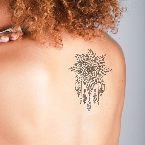 Tatouage tournesol mandala pour femme sur le dos